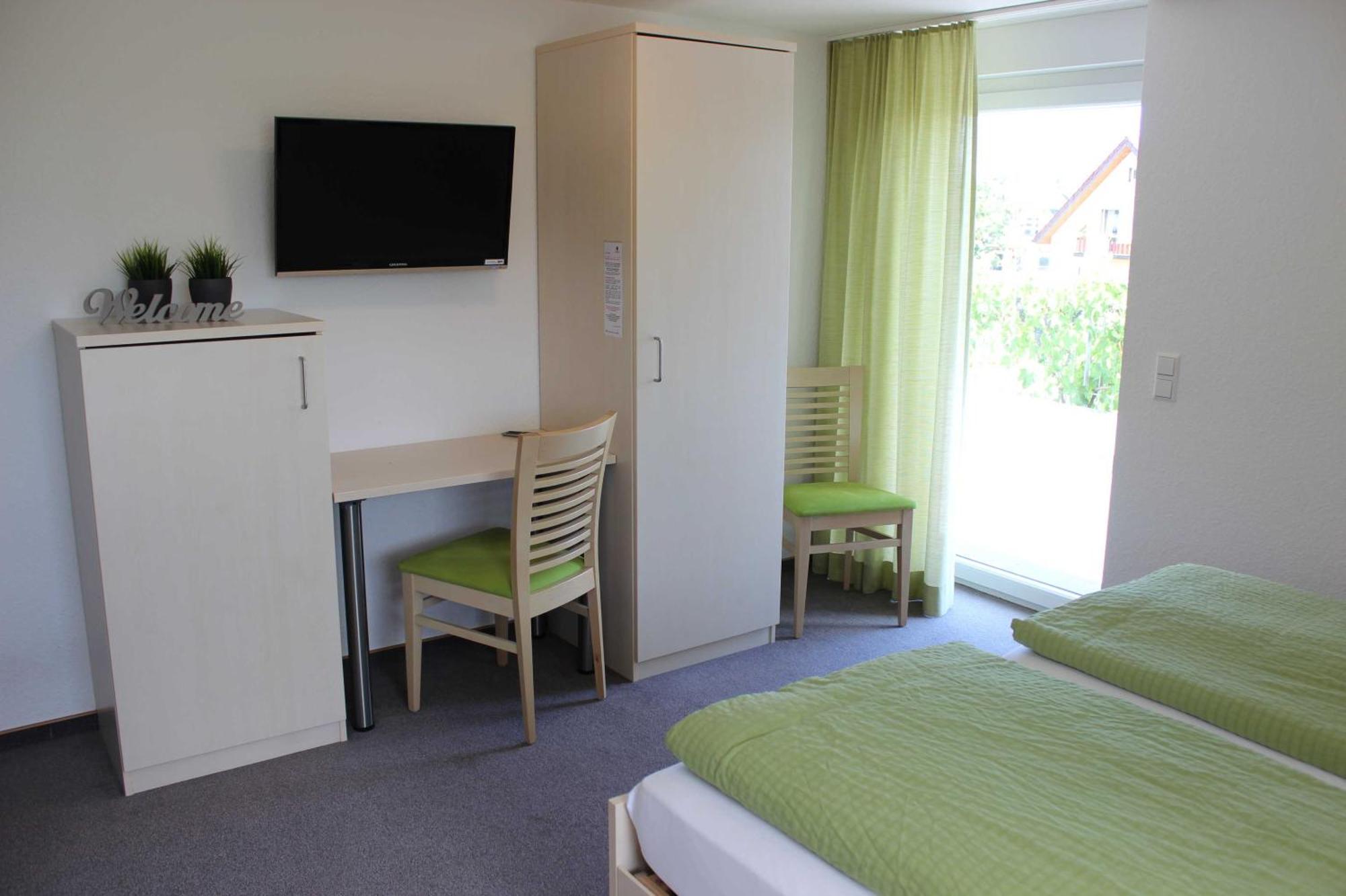 Gaestehaus Zum Wolffenturm Lehrensteinsfeld Esterno foto