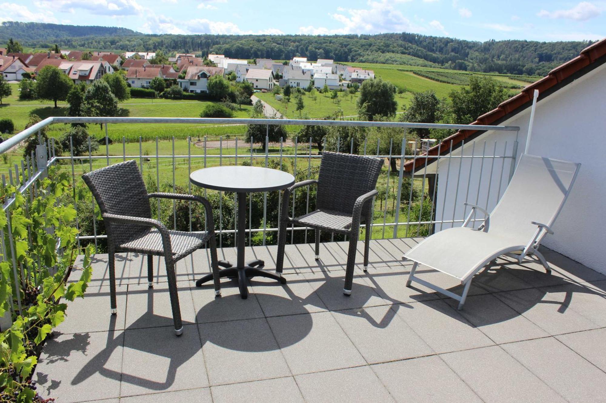 Gaestehaus Zum Wolffenturm Lehrensteinsfeld Esterno foto