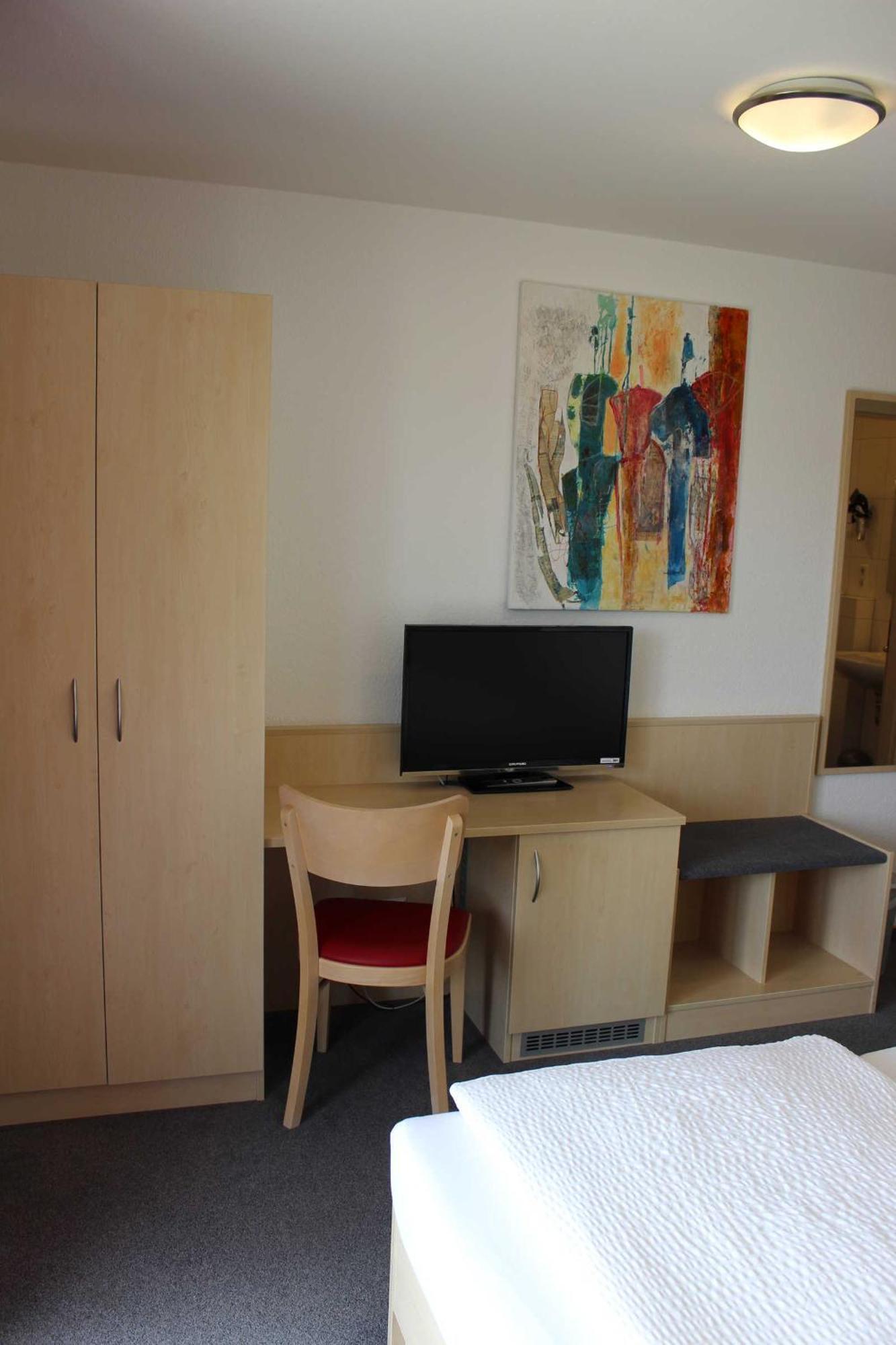 Gaestehaus Zum Wolffenturm Lehrensteinsfeld Esterno foto