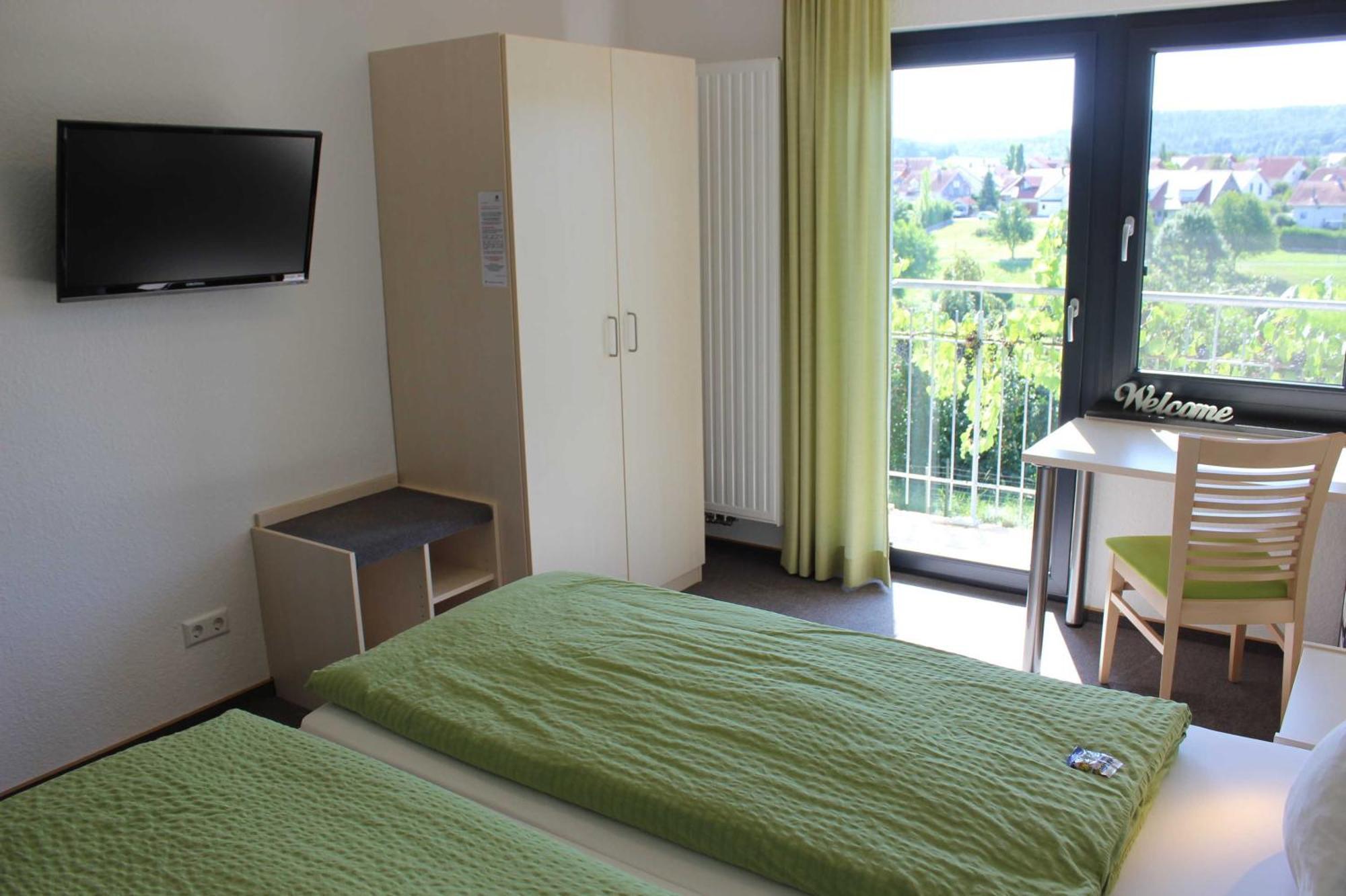 Gaestehaus Zum Wolffenturm Lehrensteinsfeld Esterno foto